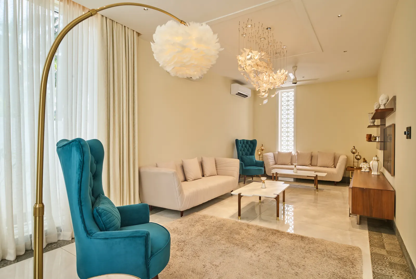 The lounge at Villa Raag